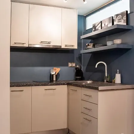 Apartment Sweet Flora 35sqm Homm In Glyfada 4ppl Athens